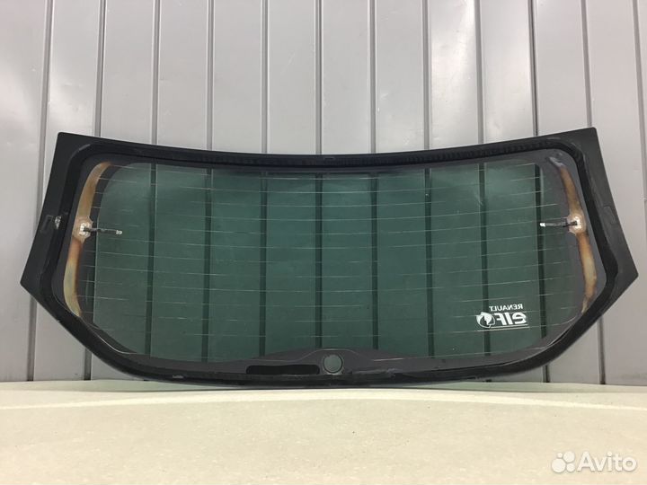 Стекло заднее Renault Duster I 2012-2021