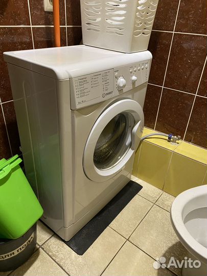 Стиральная машина Indesit бу
