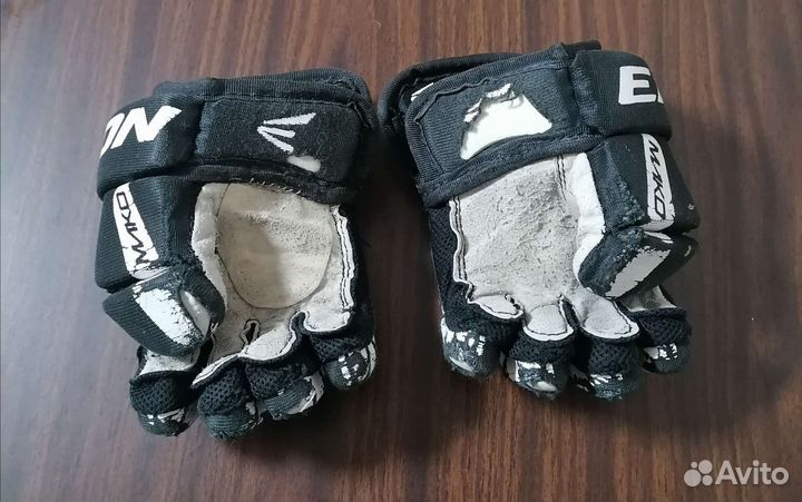 Детская хоккейная форма (Нагрудник, Краги, щитки)