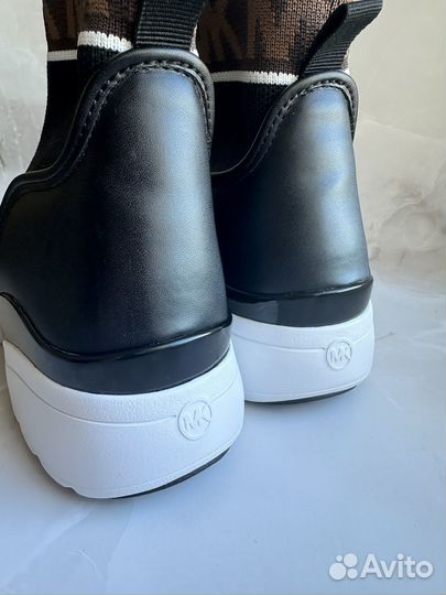 Кроссовки Michael Kors Robbie Bootie