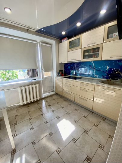 2-к. квартира, 56 м², 7/9 эт.