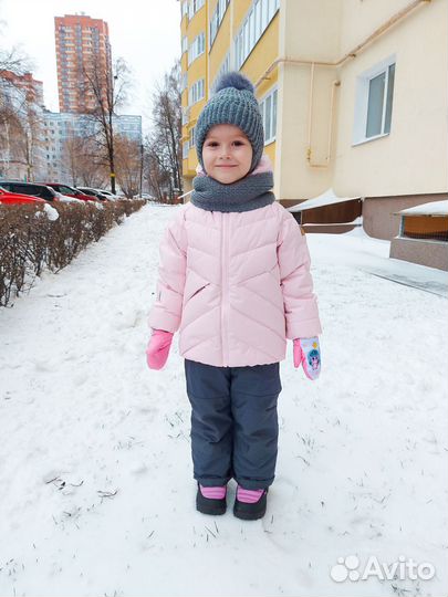 Зимний костюм для девочки 110 р