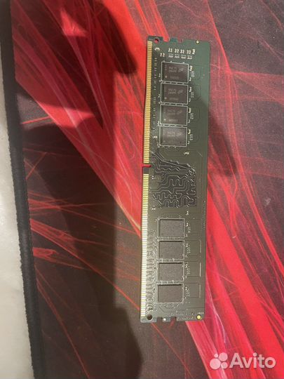 Оперативная память Crucial DDR4 16Gb 2400MHz