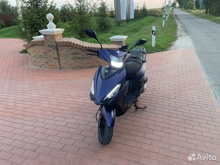 VMC Corsa RS Скутер