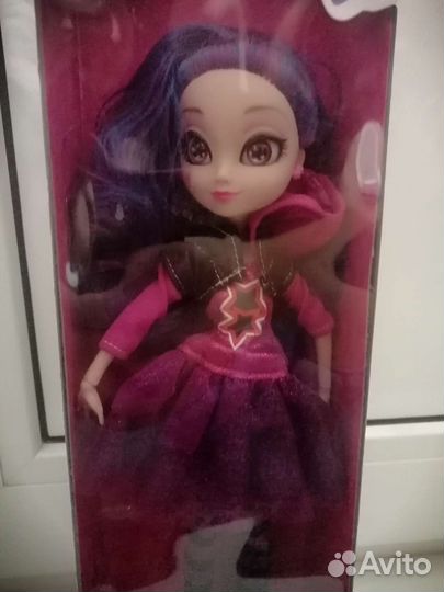 Кукла в коробке