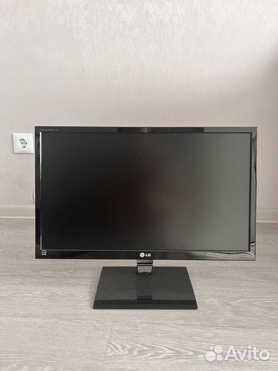 Монитор LG E2360V-PN