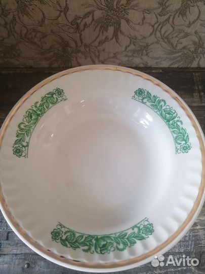 Тарелки СССР полупорционные новые