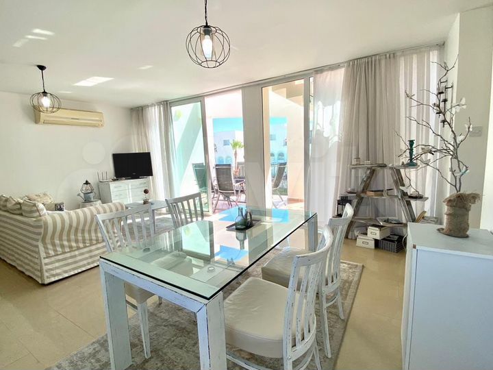 3-к. квартира, 95 м² (Кипр)