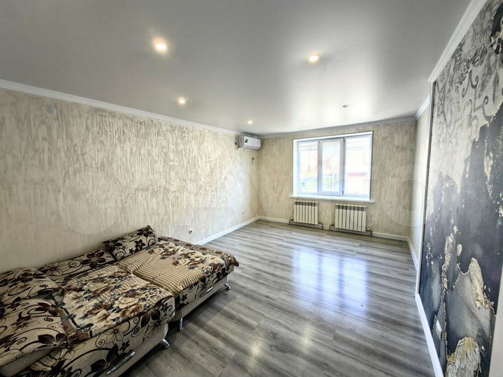 2-к. квартира, 53,2 м², 2/5 эт.