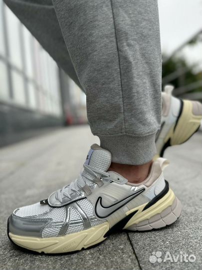 Спортивные штаны nike