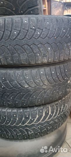 Bridgestone Blizzak Spike-02 185/65 R15 88B