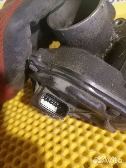 Заслонка дроссельная Ford Fiesta 5