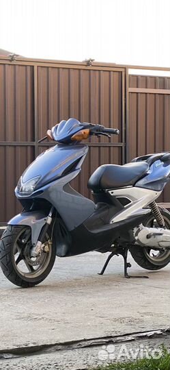 Yamaha aerox 100