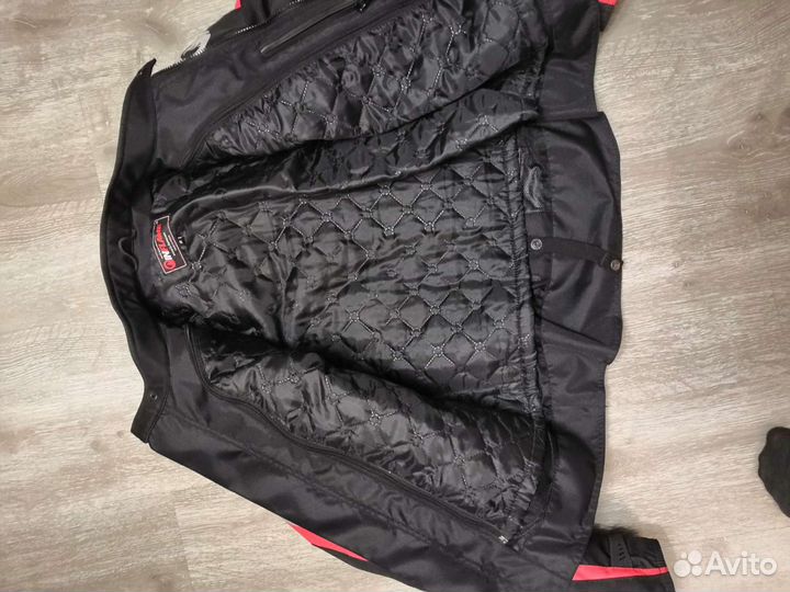 Мотокуртка