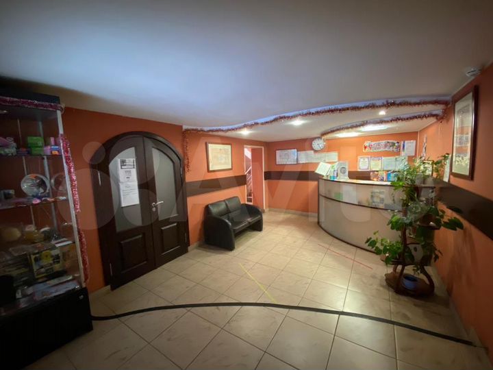 Гостиница, 384 м²