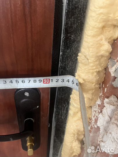 Дверь входная металлическая от застройщика
