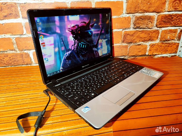 Packard Bell Te11HC - 2 Ядра \ 2 Озу \ 500 HDD