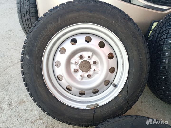 Viatti Brina Nordico V-522 175/70 R14