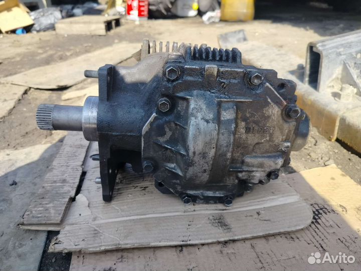 Редуктор передний Лексус