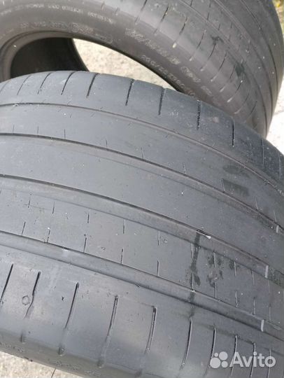 Michelin Pilot Super Sport 295/35 R20