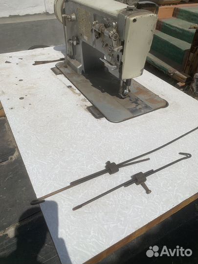 Швейная промышленная машина 3823 пмз