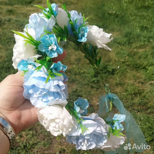 Венок для волос из цветов