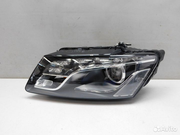 Фара левая Audi Q5 8R0941003AF