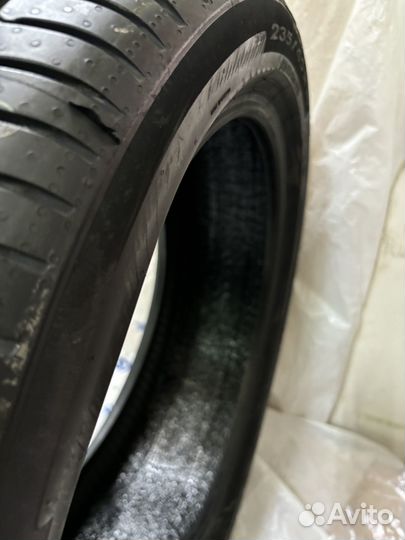 Pirelli Cinturato P7 (P7C2) 235/45 R18 94W