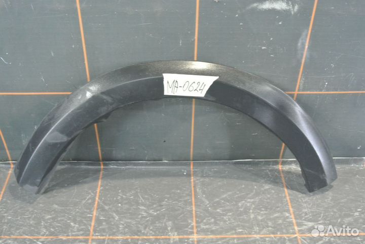 Накладка крыла переднего-Renault Sandero Stepway 1