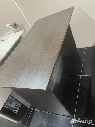 Столы, полки