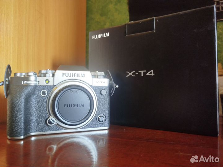 Камера Fujifilm X-T4 Body Silver