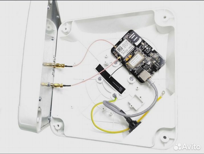 Microdrive Роутер NR-410 LTE Cat.4 +15,5 dbi