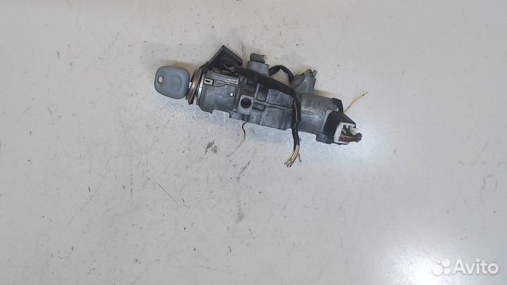 Замок зажигания Toyota Avensis 2, 2006