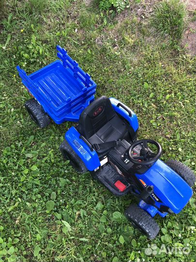 Детский электромобиль Синий трактор