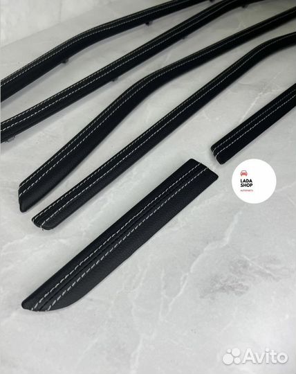 Молдинги салона Лада Веста