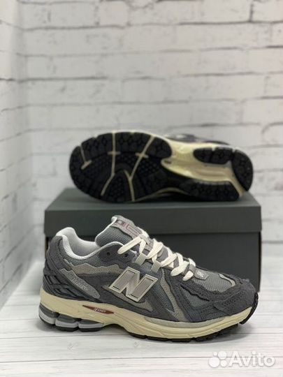 Кроссовки New Balance 1906D