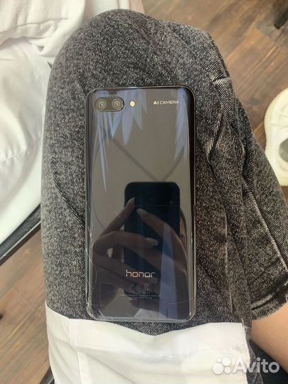HONOR 10, 6/64 ГБ