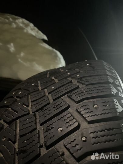 Continental IceContact 2 SUV SSR 255/55 R18