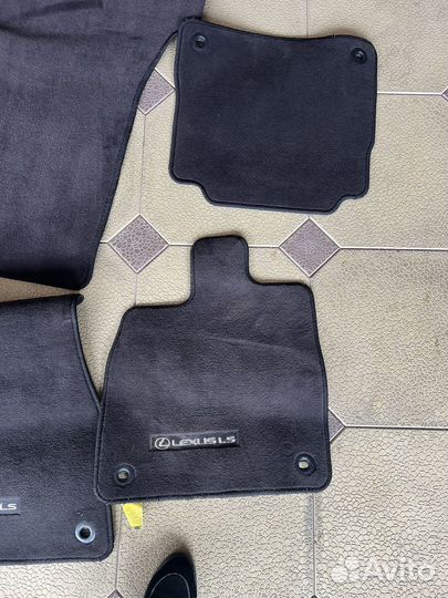 Ковры в салон автомобиля, полики