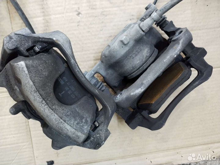 Суппорт передний Мерседес GLA, A176, CLA 117 B24