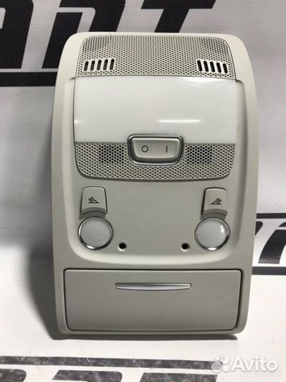 Плафон салона Audi A4 B8