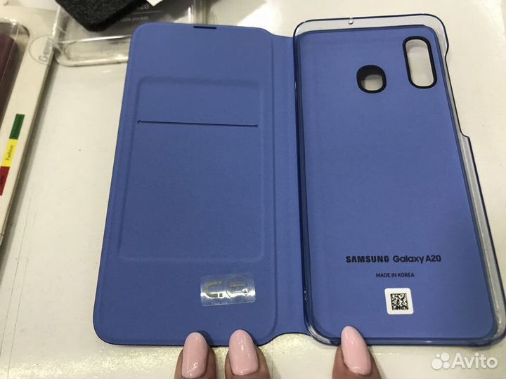 Новые чехлы-книжки на Samsung A20/A30