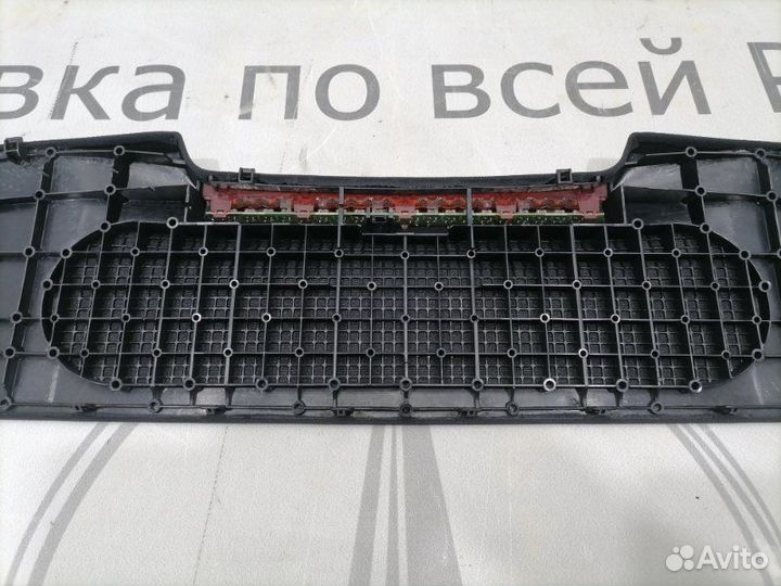 Полка багажника задняя Mercedes-Benz S 320 Cdi