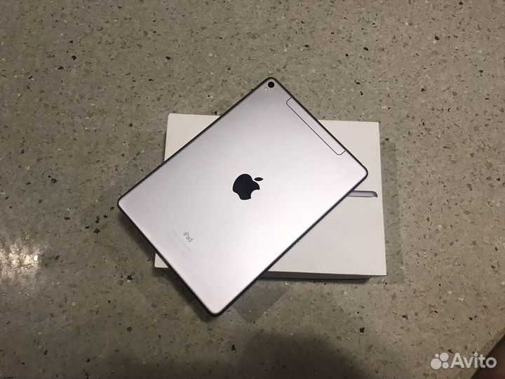 iPad pro, 32 GB, 9.7, LTE/4G, (2020)