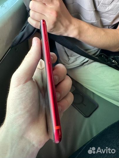 Телефон iPhone se 2020 / 64 gb
