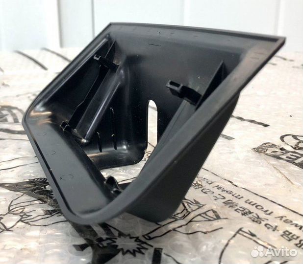 Накладка замка багажника Lexus Rx 4