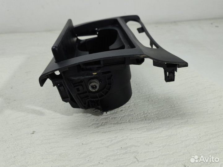 Подстаканник Mazda Mazda 6 GG LFF7 2006