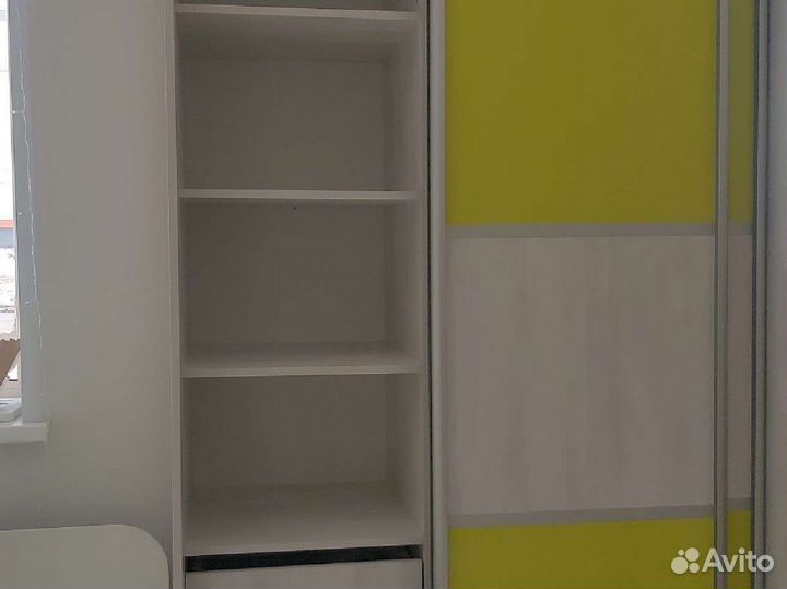 Кровать с матрасом и Шкаф Купе в наличии