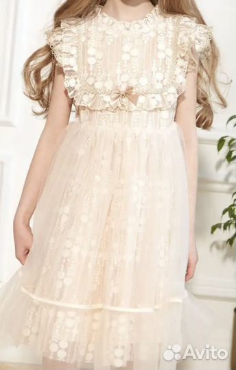 Платье праздничное 92