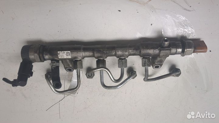 Рампа топливная Volkswagen Passat 7 Европа, 2012